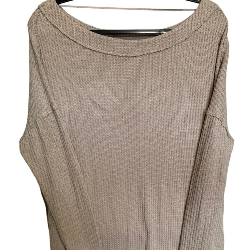 Free People North Shore Thermal Waffle Knit Tunic Top Beige Size Medium - Picture 4 of 9